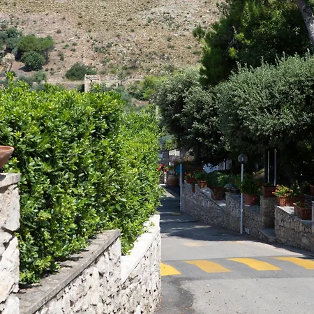 Hotel Costa Di Kair Ed Din
